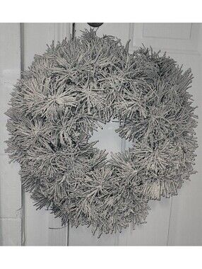 AT HOME 24" FLOCKED STATIC PINE CHRISTMAS WREATH SNOW COVERED GREEN NEW
